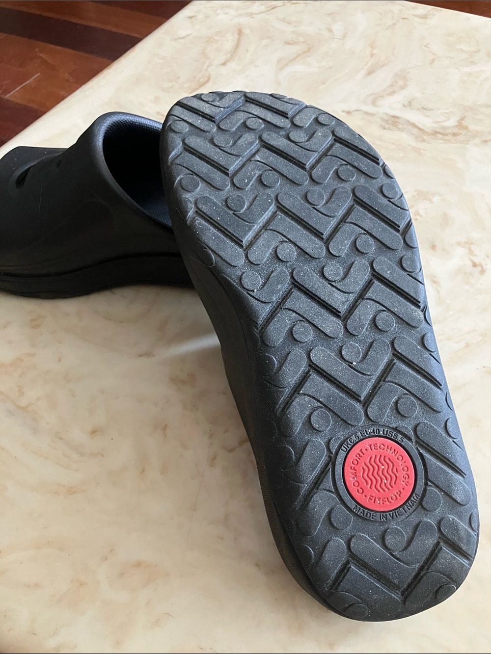 FitFlop Women’s Black Slip-On Sandals - Picture 3 of 3